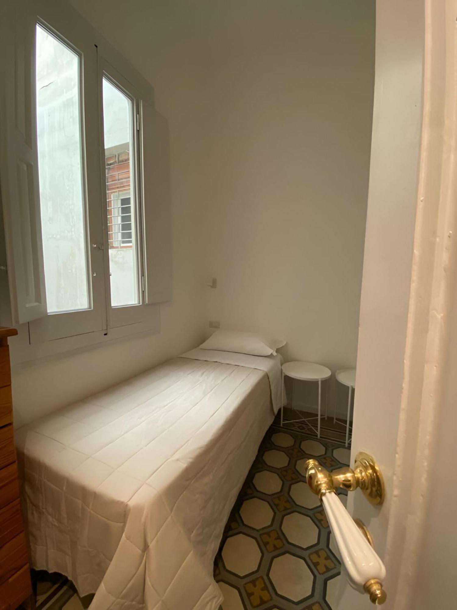 Bari Landlord 242 - Central Station Apartments Екстер'єр фото